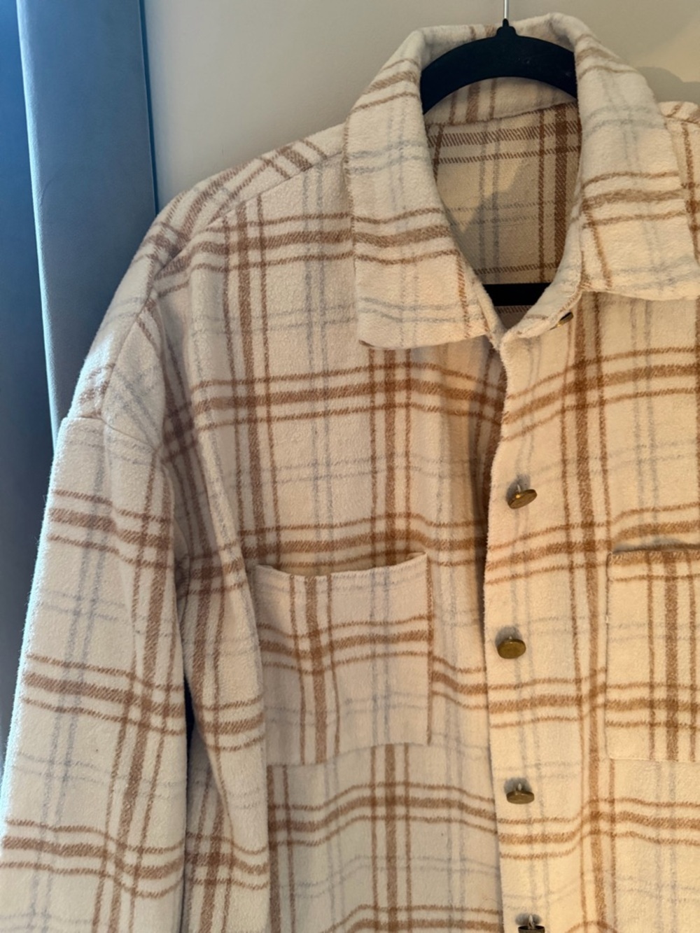 Cozy Plaid Shacket Jacket Cream Brown Oversized Button Front Size L - Picture 4 of 6